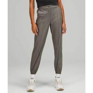 Lululemon Warpstreme High-Rise 7/8 Jogger Size 28 NWOT